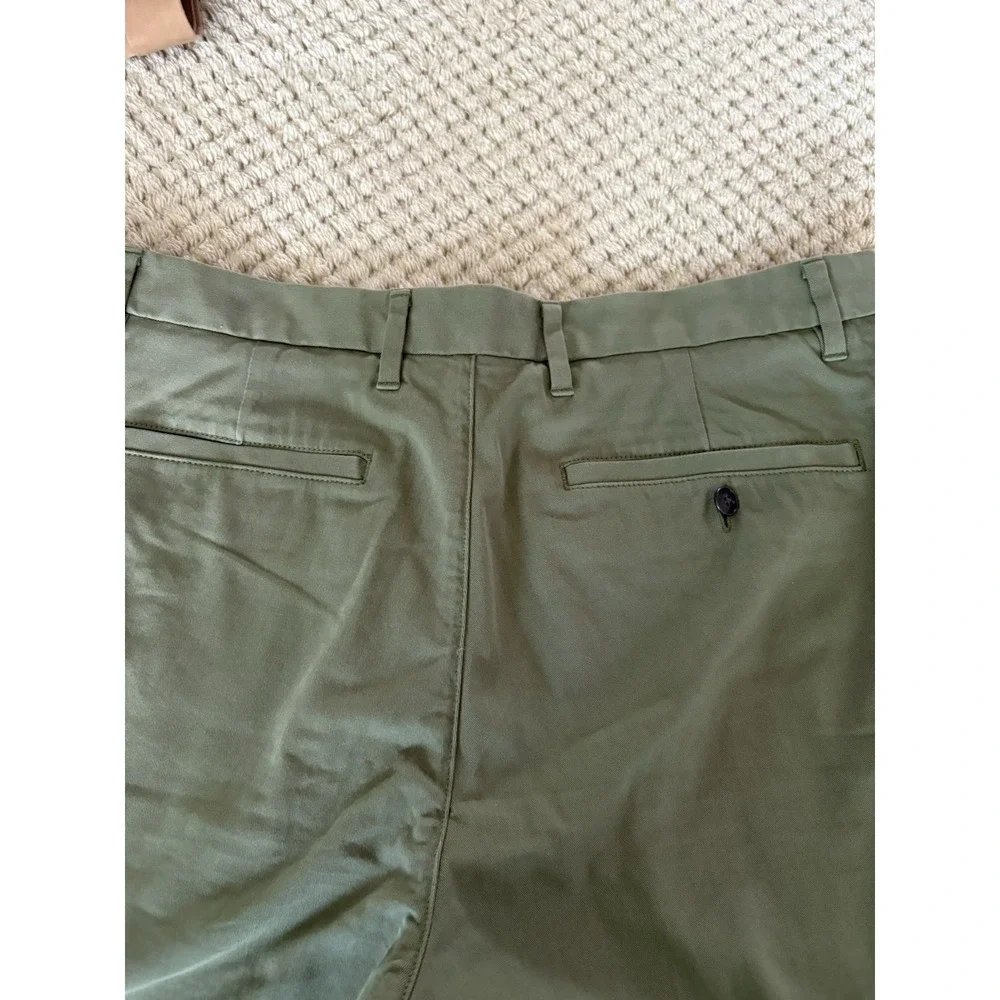 Everlane Lot of 2 Mens Uniform Slim Fit Shorts Size 34 Tan Green